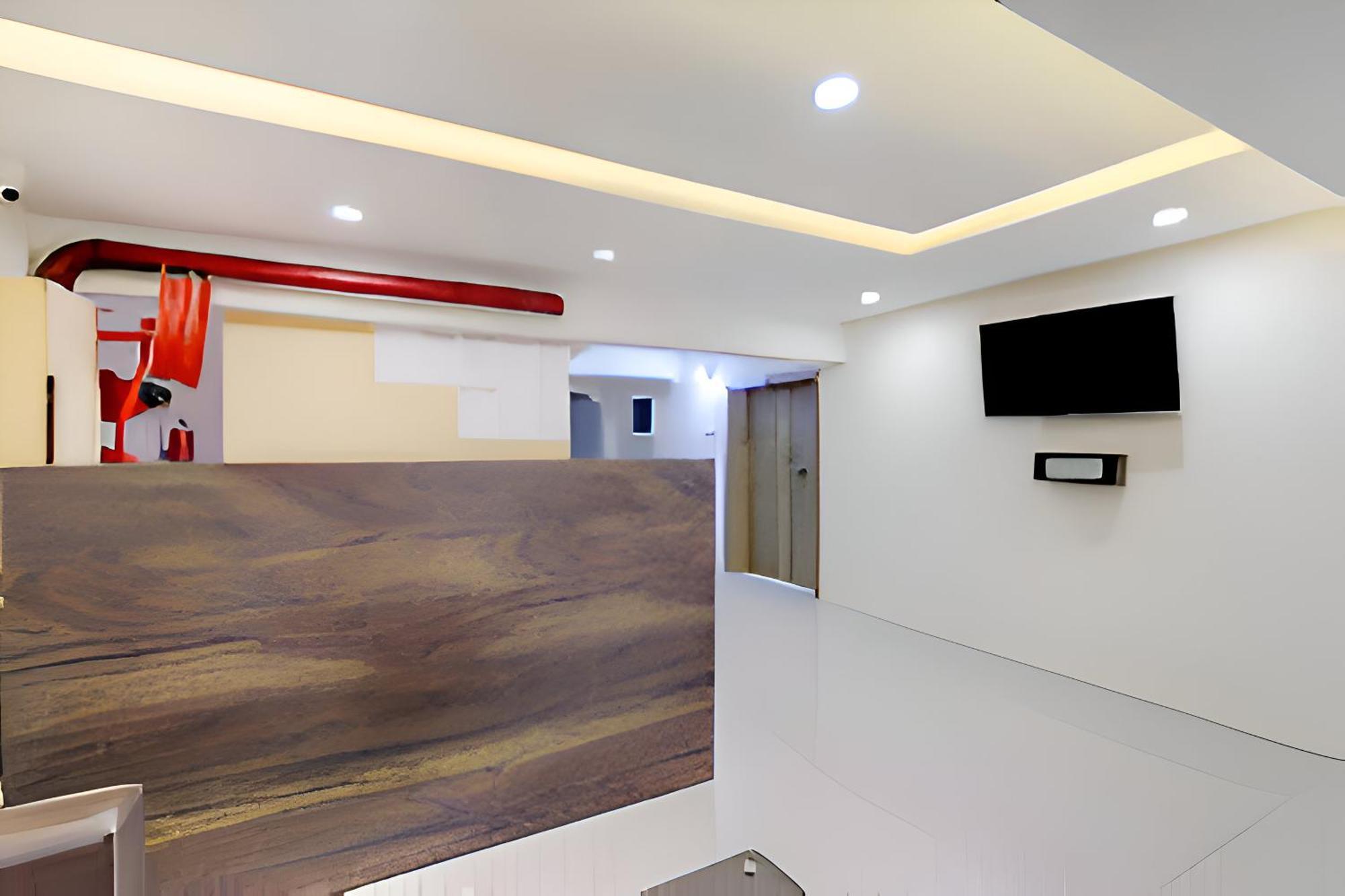 Hotel Blue Leaf Rajkot Exterior foto